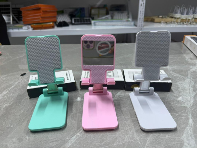 Folding Desktop Phone Stand