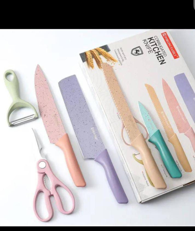 Corrugated/Coloured kitchen Knife Set