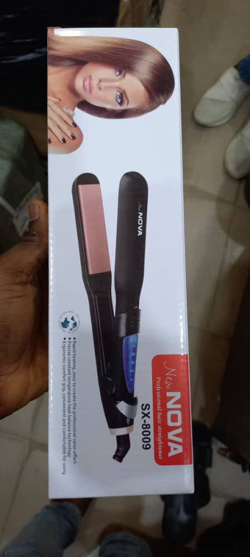 Big Nova Hair Straightener